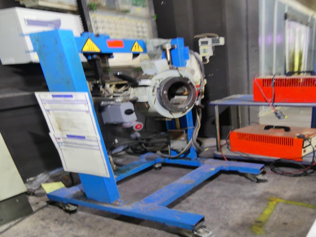 Maquinaria y accesorios de una antigua imprenta de huecograbado-3