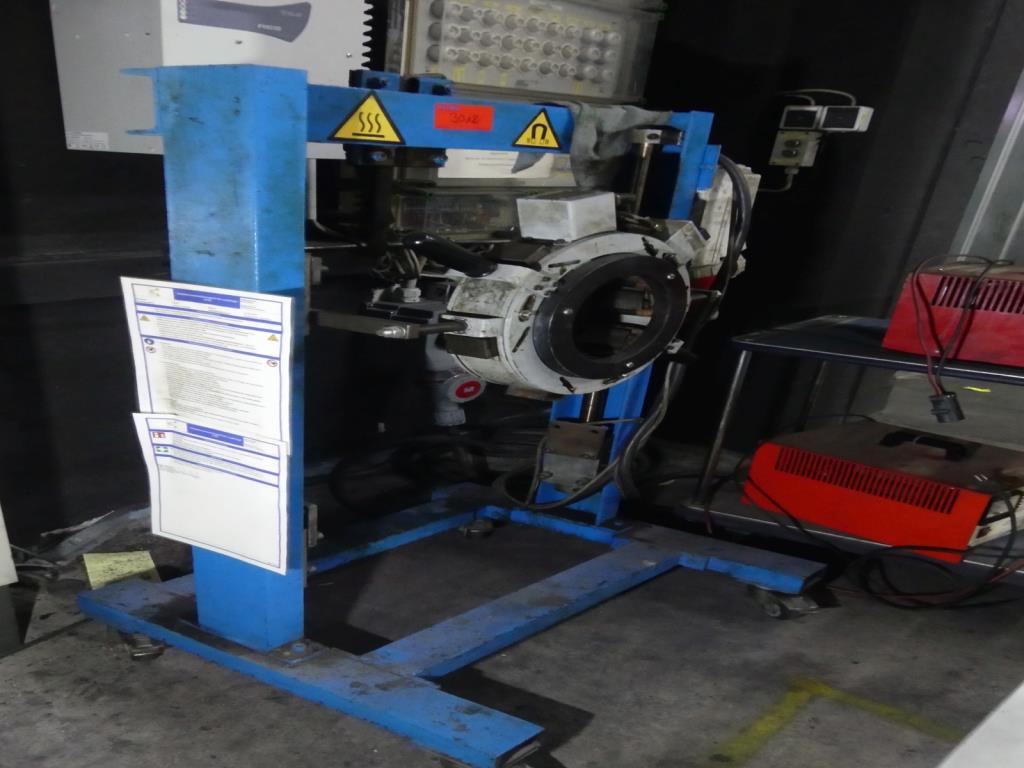 Maquinaria y accesorios de una antigua imprenta de huecograbado-5