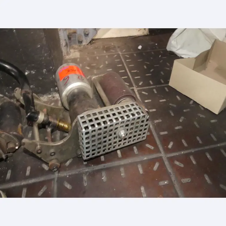 Maschinelle Einrichtung sowie Zubehör einer ehemaligen Tiefdruckerei-1