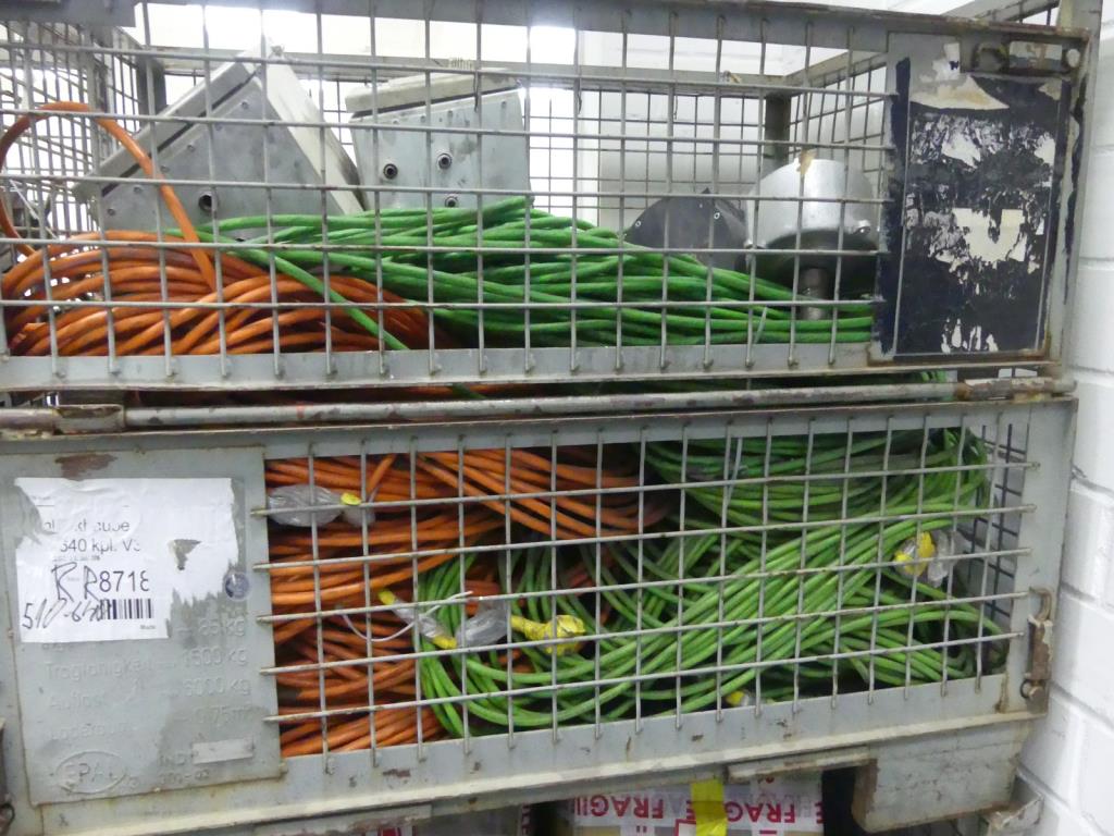 Maquinaria y accesorios de una antigua imprenta de huecograbado-6