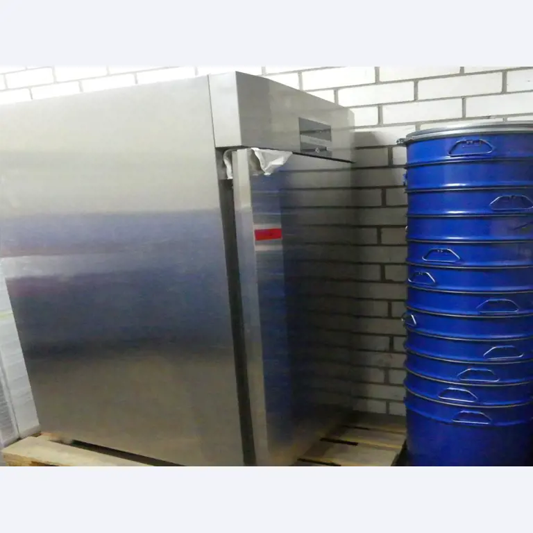 Stroje a příslušenství z bývalé hlubotiskové tiskárny-1