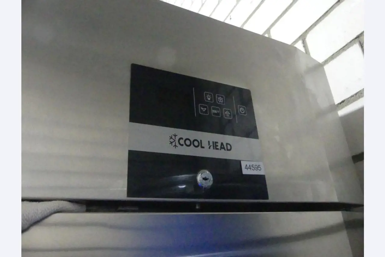 Stroje a příslušenství z bývalé hlubotiskové tiskárny-2