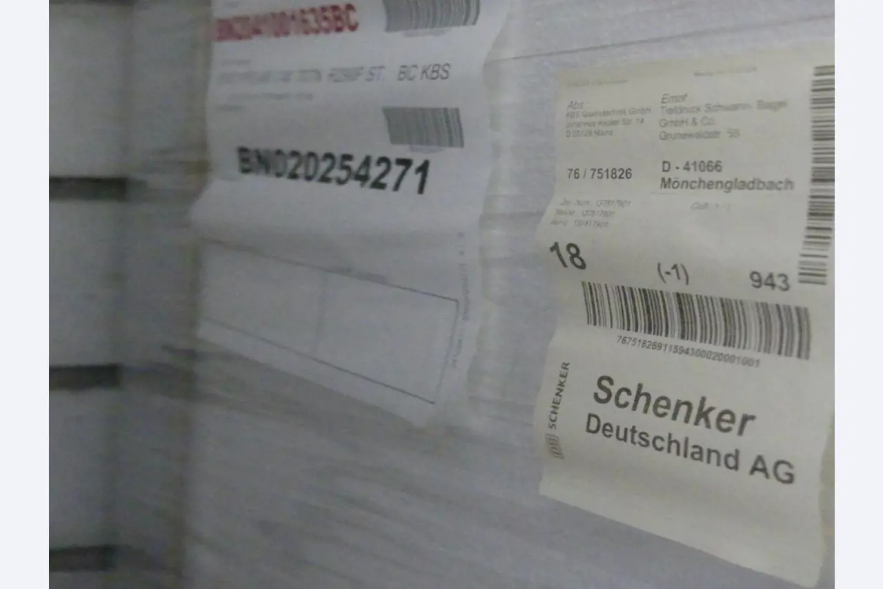Maschinelle Einrichtung sowie Zubehör einer ehemaligen Tiefdruckerei-4