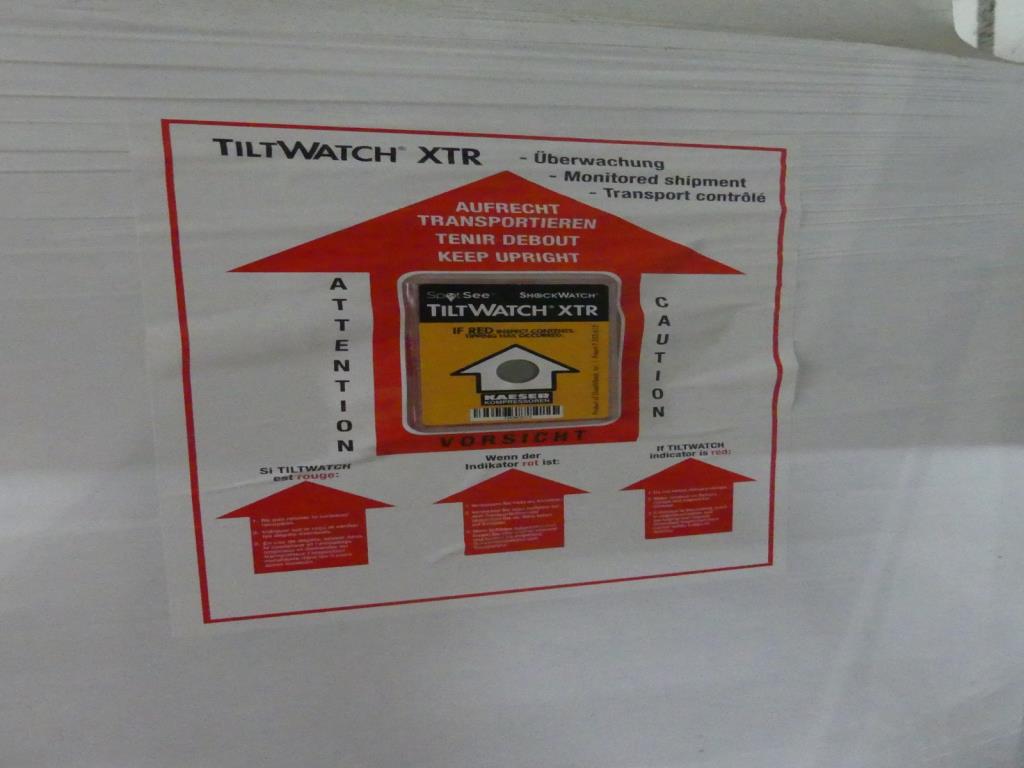 Maquinaria y accesorios de una antigua imprenta de huecograbado-3