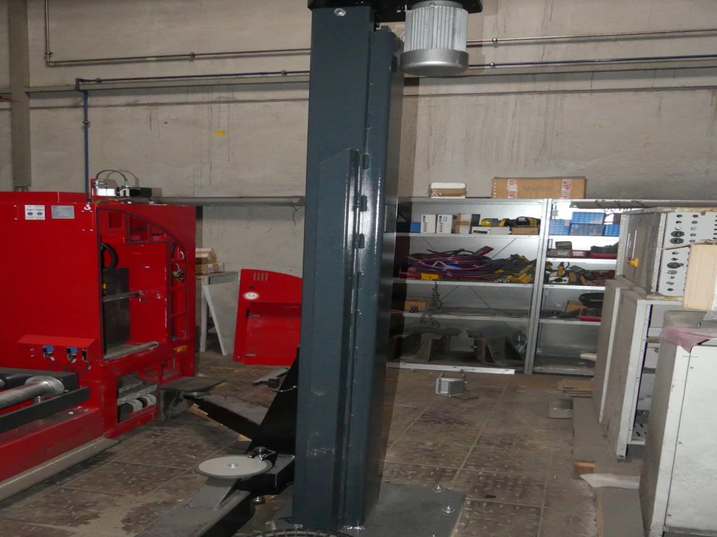 Maquinaria y accesorios de una antigua imprenta de huecograbado-1