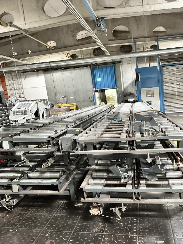 Maquinaria y accesorios de una antigua imprenta de huecograbado-2