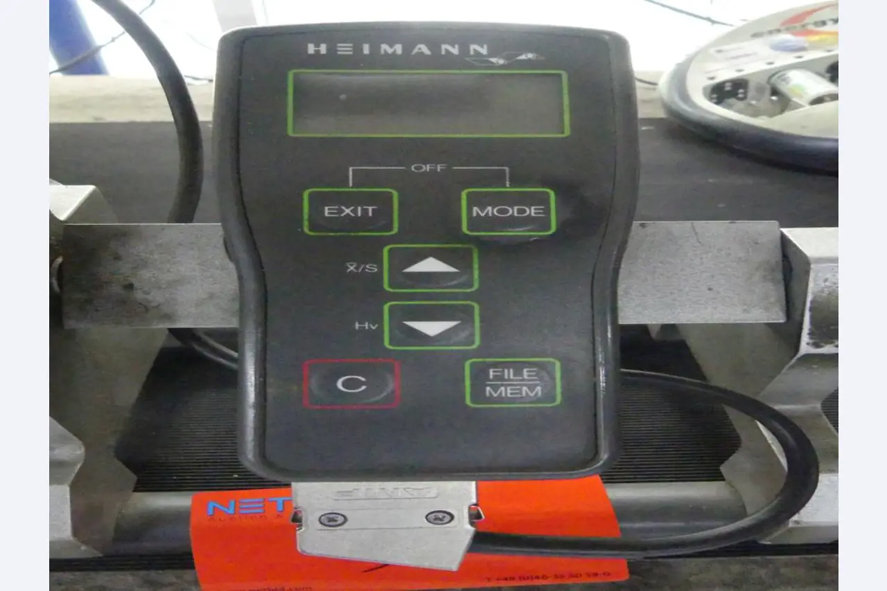 Maschinelle Einrichtung sowie Zubehör einer ehemaligen Tiefdruckerei-2