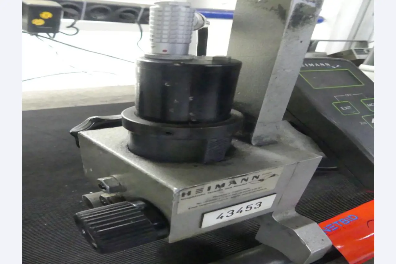 Maschinelle Einrichtung sowie Zubehör einer ehemaligen Tiefdruckerei-3