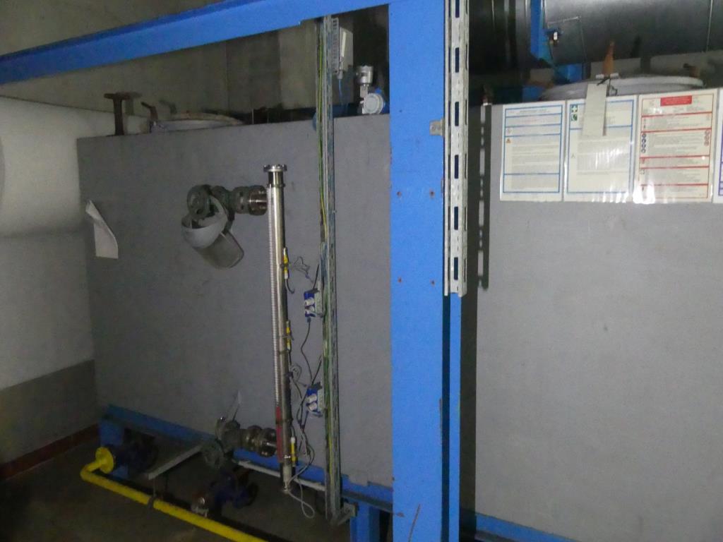 Maquinaria y accesorios de una antigua imprenta de huecograbado-3