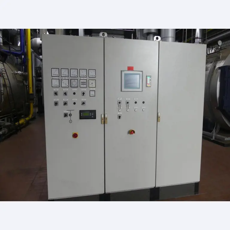 Equipement mécanique et accessoires d'une ancienne imprimerie en héliogravure-12