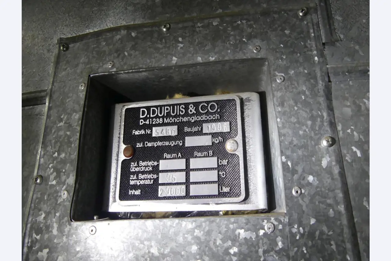 Equipement mécanique et accessoires d'une ancienne imprimerie en héliogravure-2