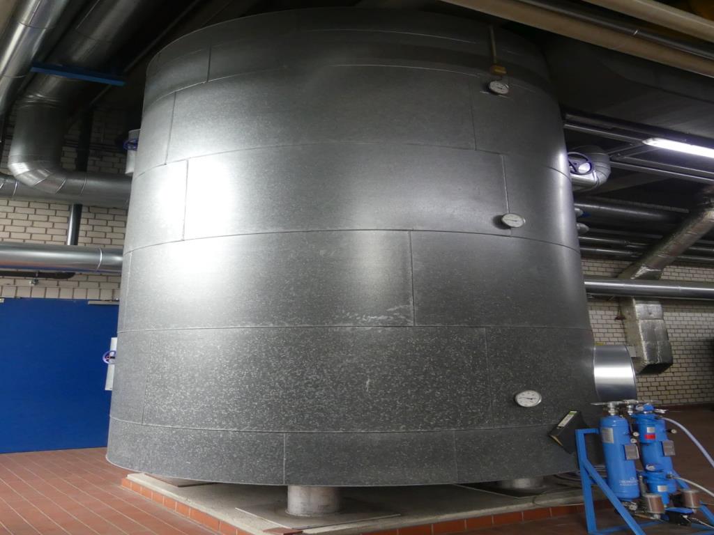 Maquinaria y accesorios de una antigua imprenta de huecograbado-3