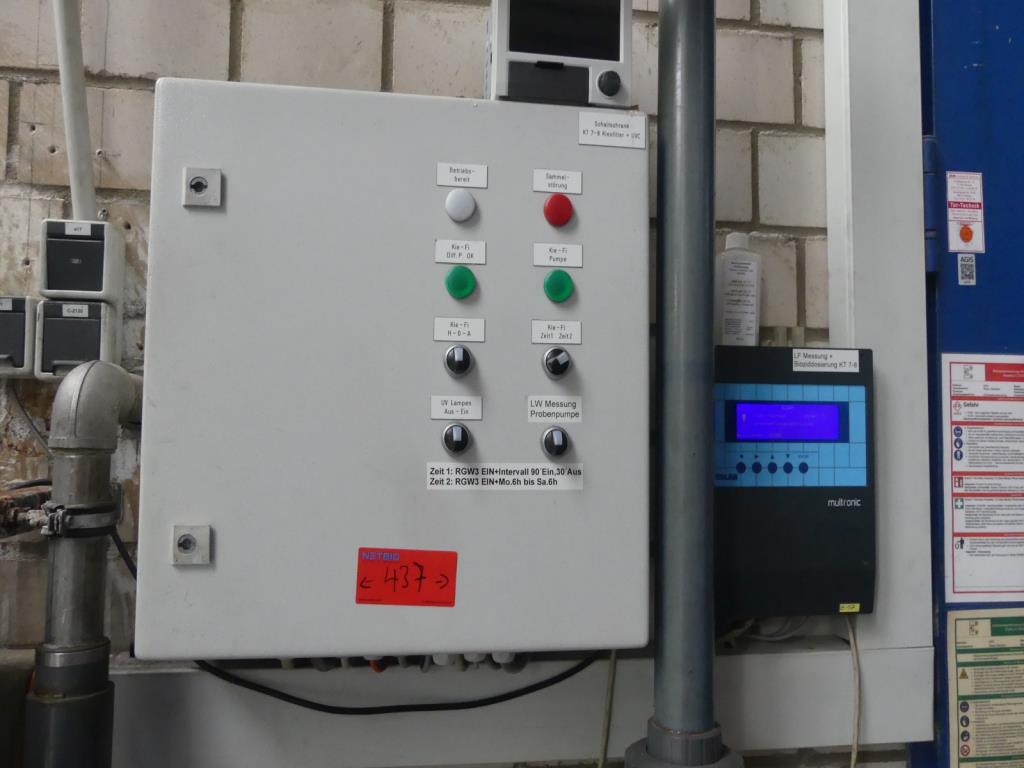 Maquinaria y accesorios de una antigua imprenta de huecograbado-10