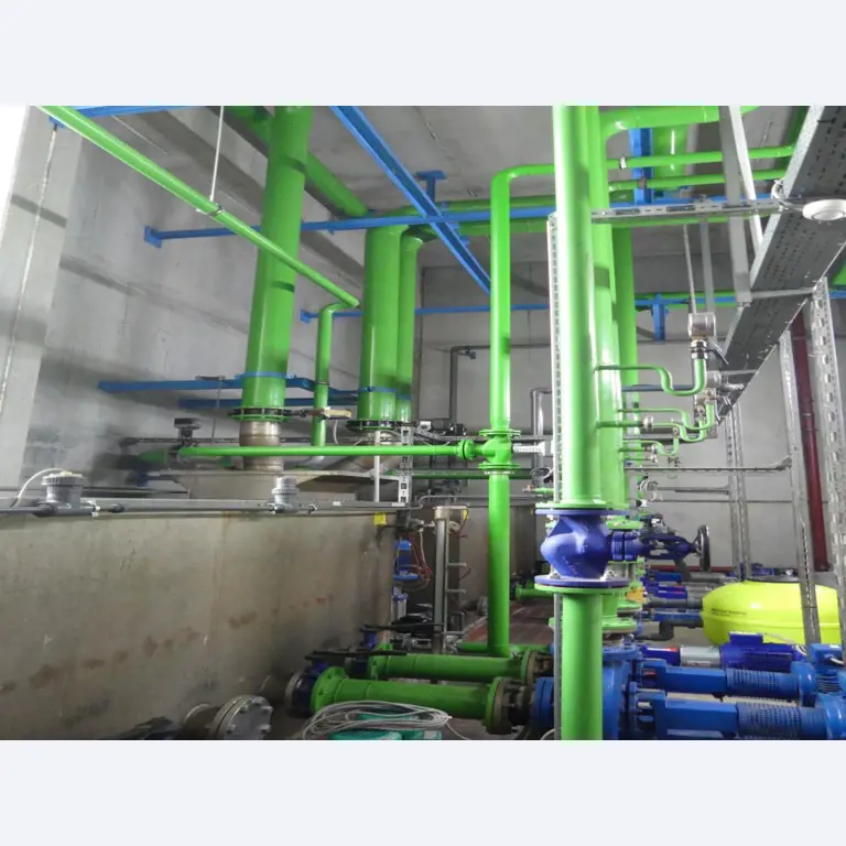 Maquinaria y accesorios de una antigua imprenta de huecograbado-2