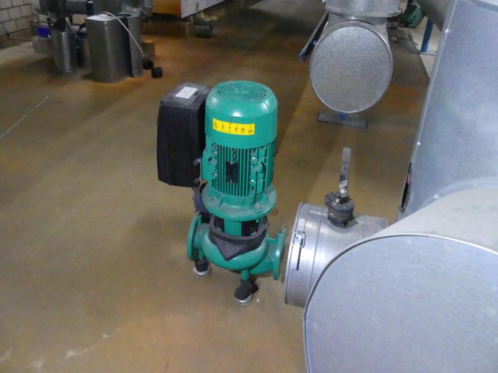 Maquinaria y accesorios de una antigua imprenta de huecograbado-8