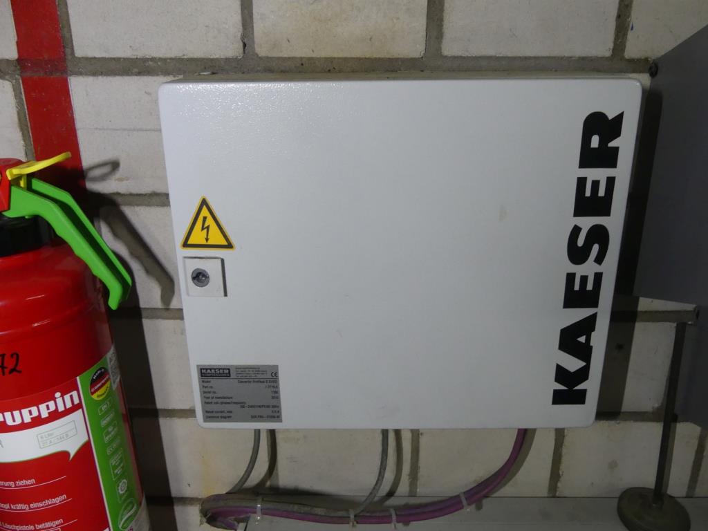 Maquinaria y accesorios de una antigua imprenta de huecograbado-3