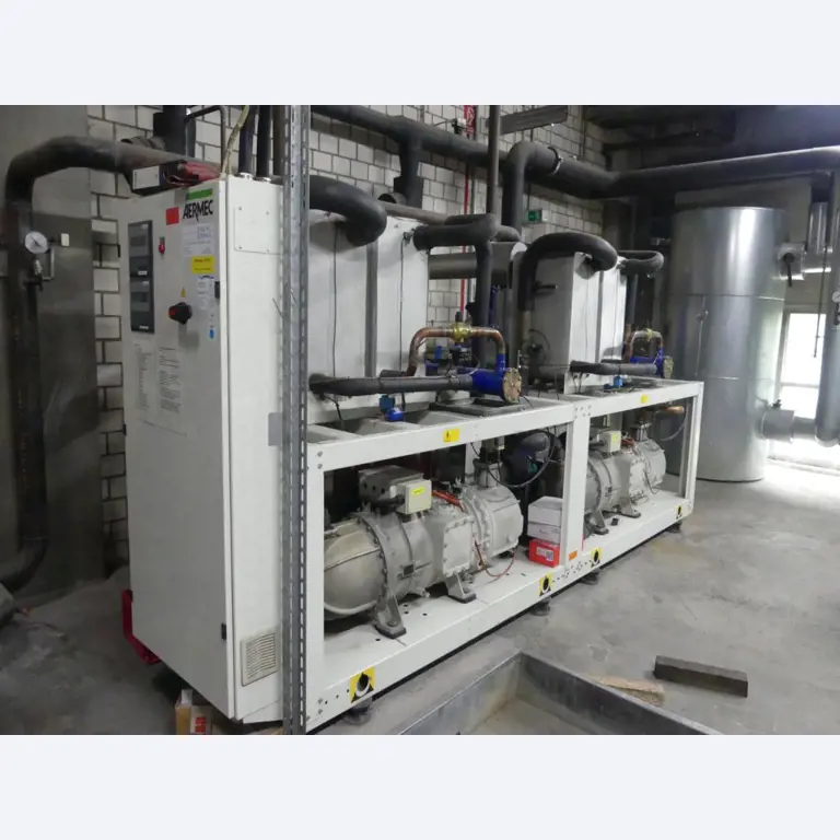 Stroje a příslušenství z bývalé hlubotiskové tiskárny-1