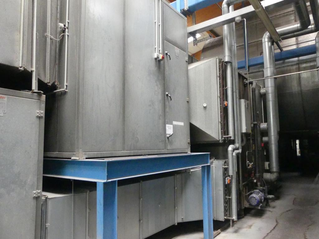 Maquinaria y accesorios de una antigua imprenta de huecograbado-4