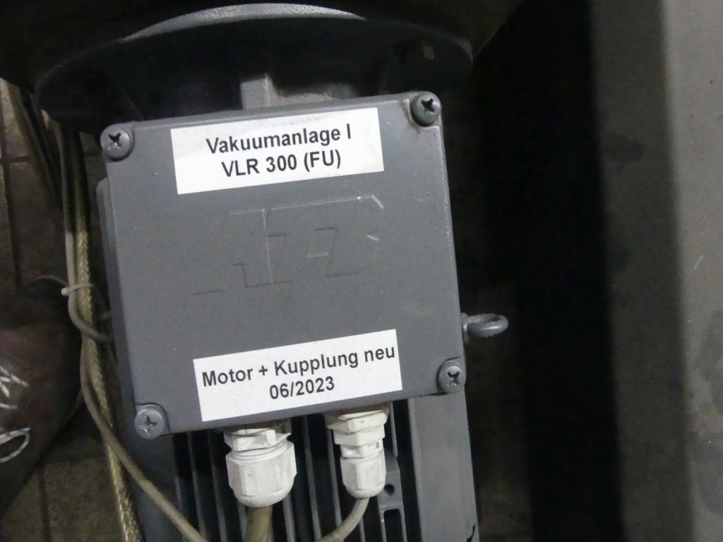 Máquinas e acessórios de uma antiga fábrica de impressão de gravuras-10