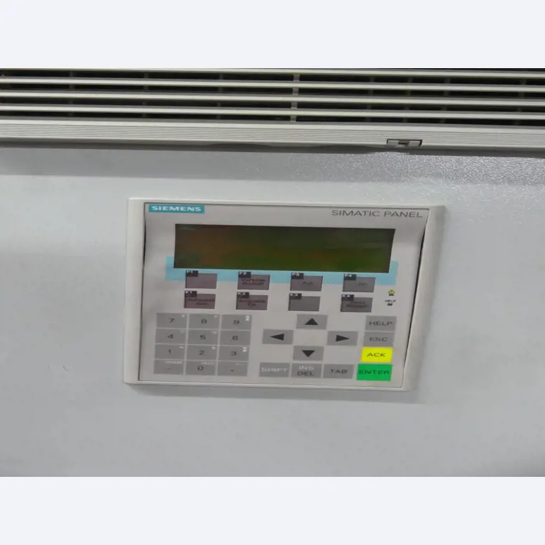 Equipement mécanique et accessoires d'une ancienne imprimerie en héliogravure-14