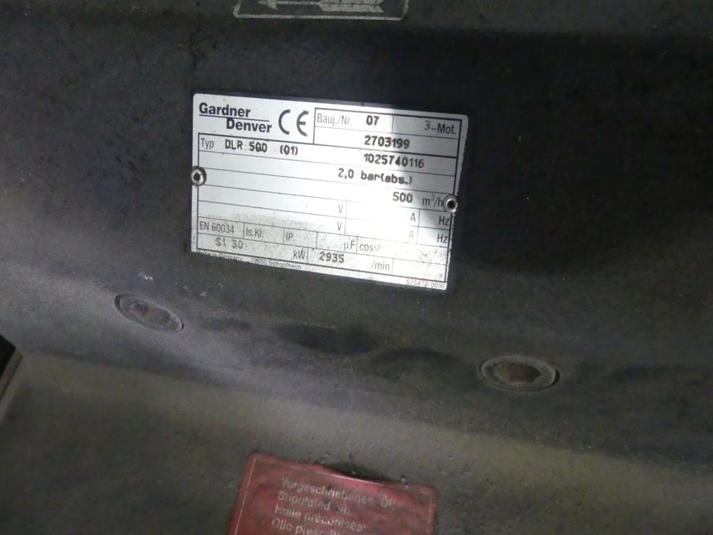 Máquinas e acessórios de uma antiga fábrica de impressão de gravuras-8