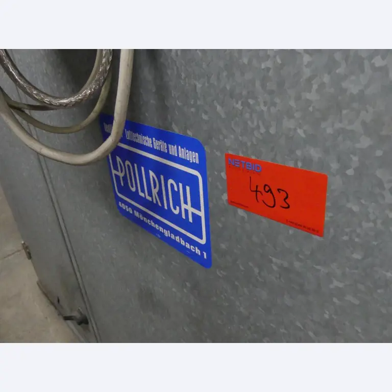 Equipement mécanique et accessoires d'une ancienne imprimerie en héliogravure-5