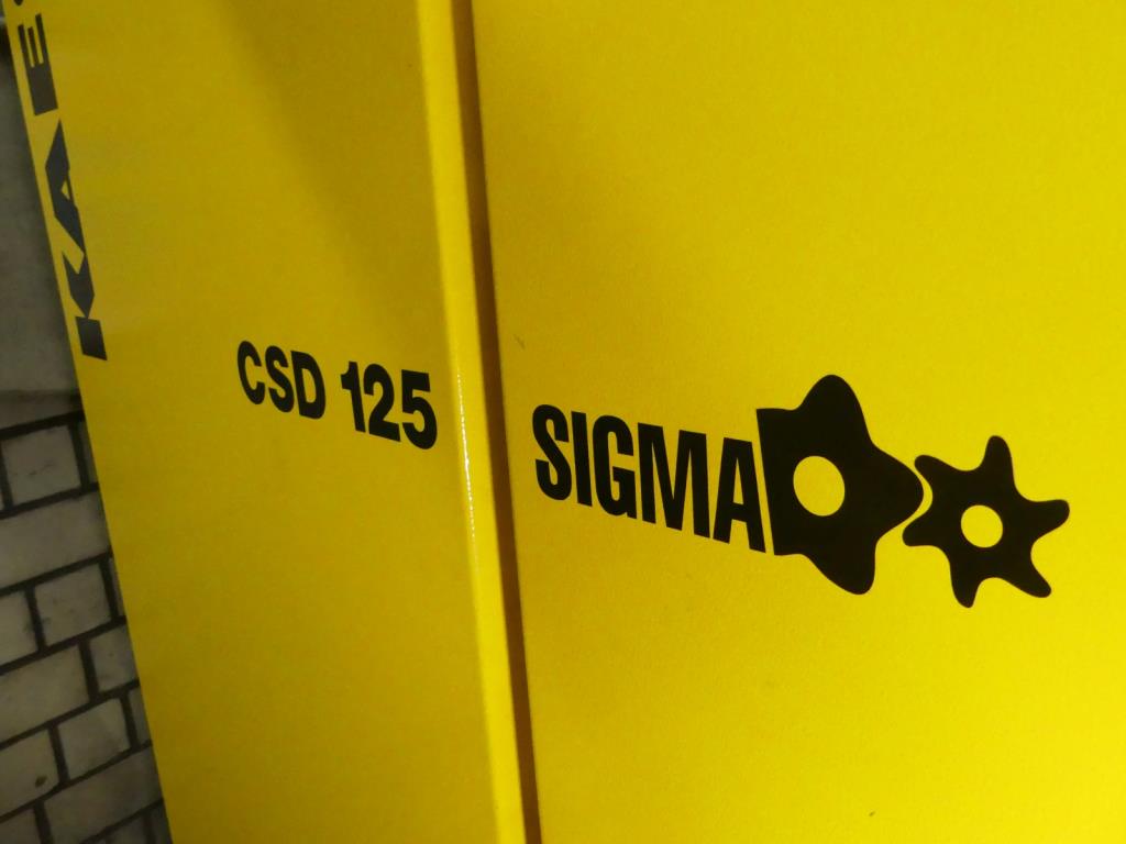 Máquinas e acessórios de uma antiga fábrica de impressão de gravuras-7