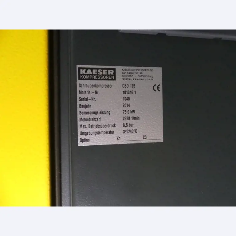 Equipement mécanique et accessoires d'une ancienne imprimerie en héliogravure-8