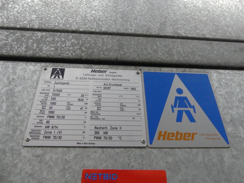 Maquinaria y accesorios de una antigua imprenta de huecograbado-3