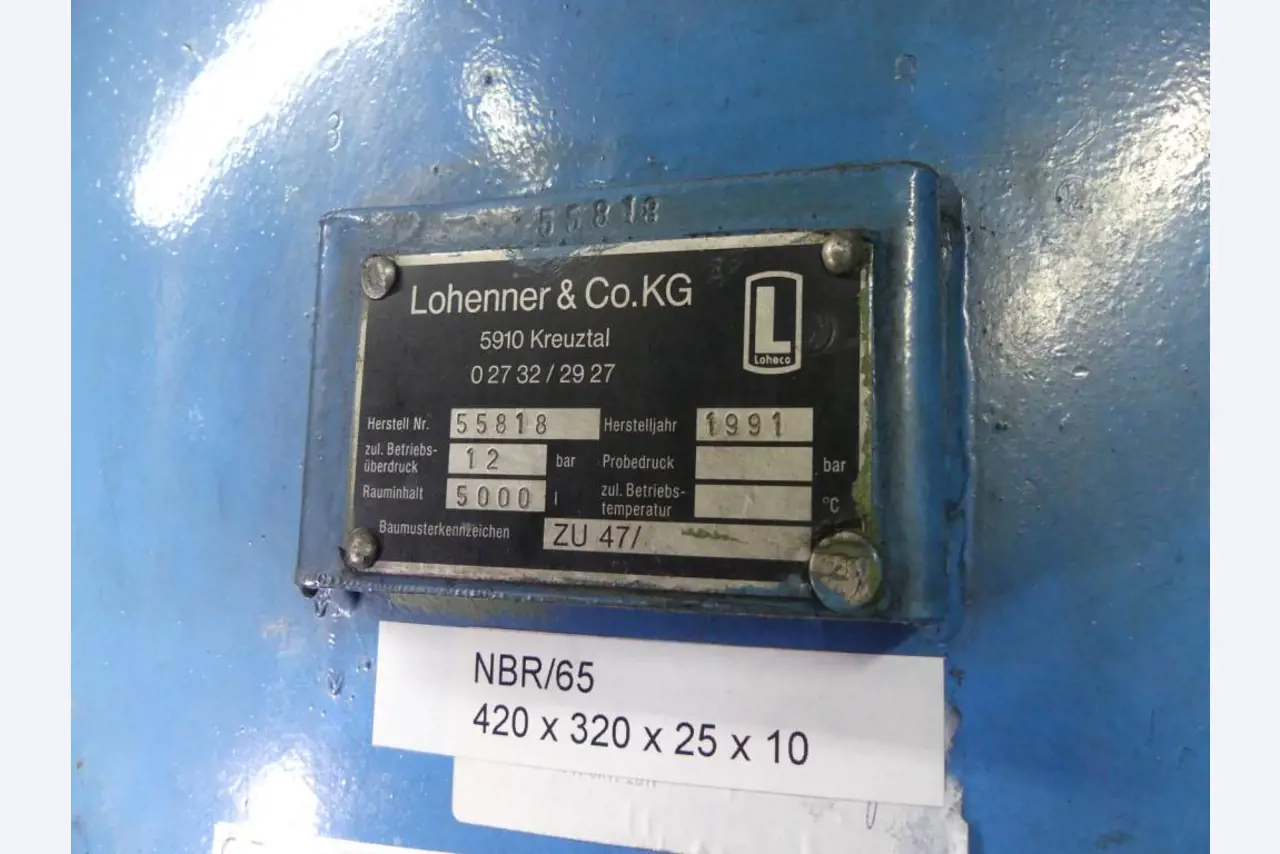 Maschinelle Einrichtung sowie Zubehör einer ehemaligen Tiefdruckerei-11