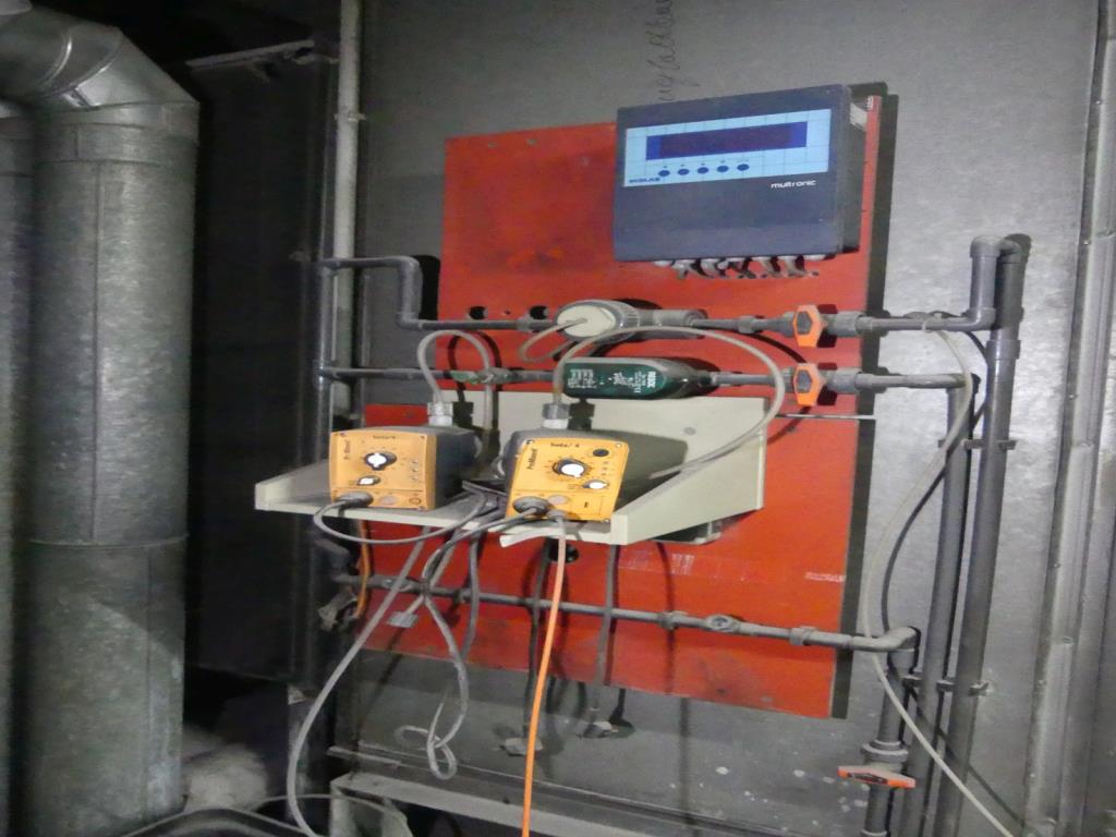 Maquinaria y accesorios de una antigua imprenta de huecograbado-1