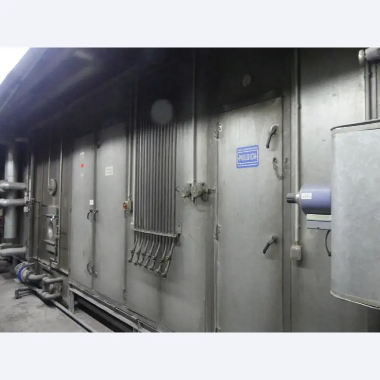 Equipement mécanique et accessoires d'une ancienne imprimerie en héliogravure-5