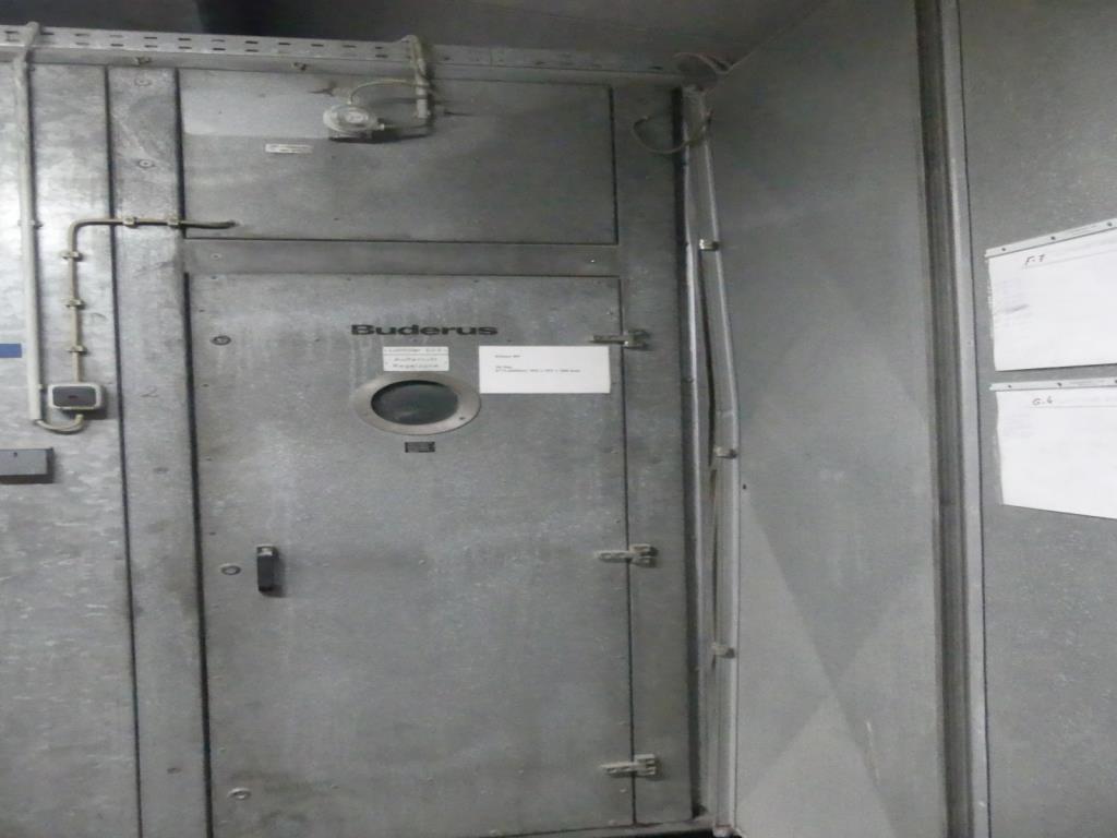 Maquinaria y accesorios de una antigua imprenta de huecograbado-2