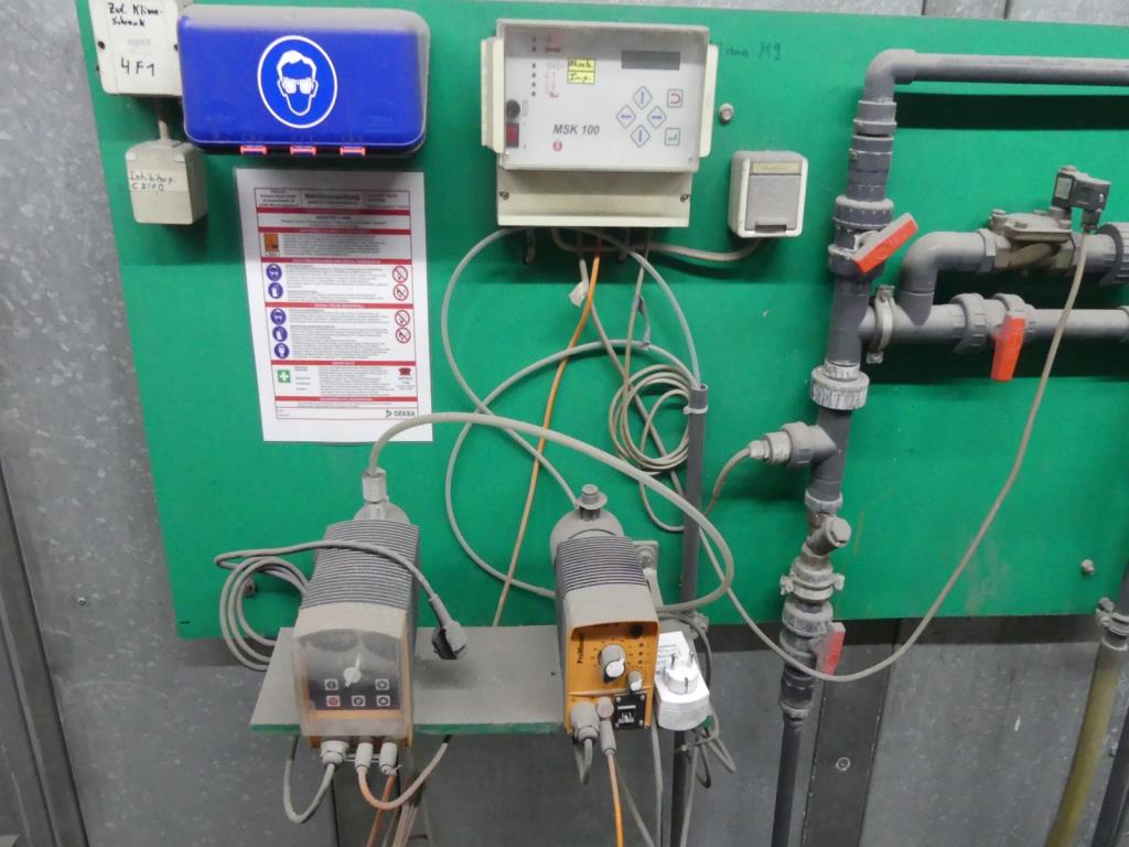 Maquinaria y accesorios de una antigua imprenta de huecograbado-7