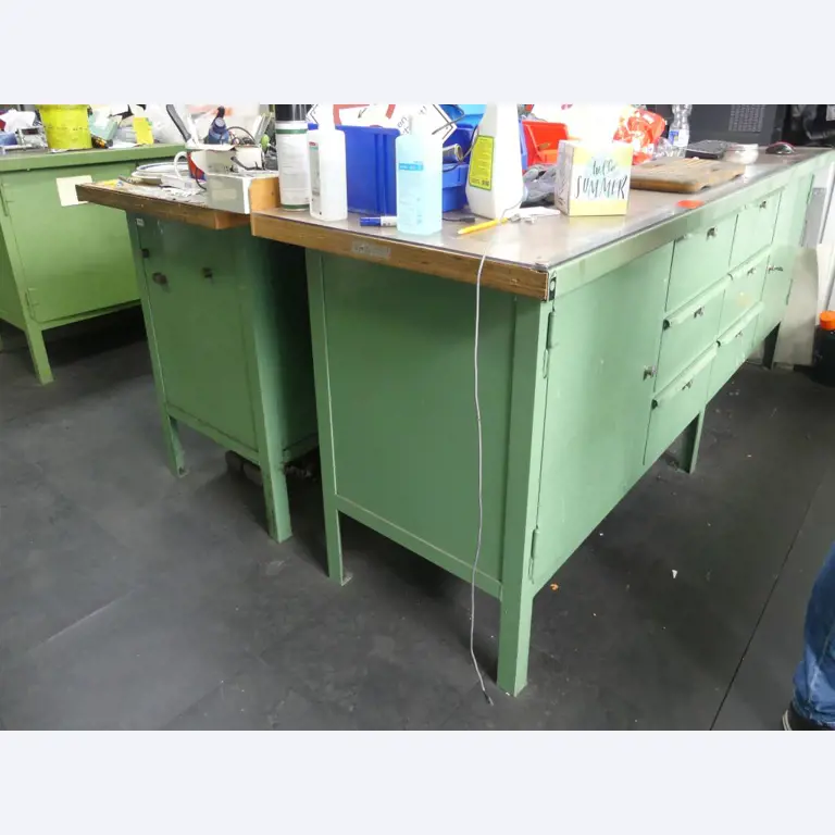 Stroje a příslušenství z bývalé hlubotiskové tiskárny-3