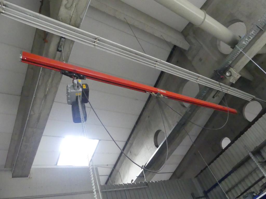 Maschinelle Einrichtung sowie Zubehör einer ehemaligen Tiefdruckerei-1