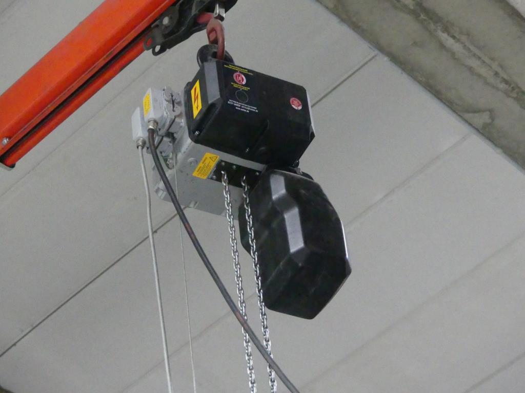 Maschinelle Einrichtung sowie Zubehör einer ehemaligen Tiefdruckerei-2