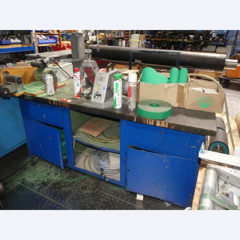 Maschinelle Einrichtung sowie Zubehör einer ehemaligen Tiefdruckerei-5