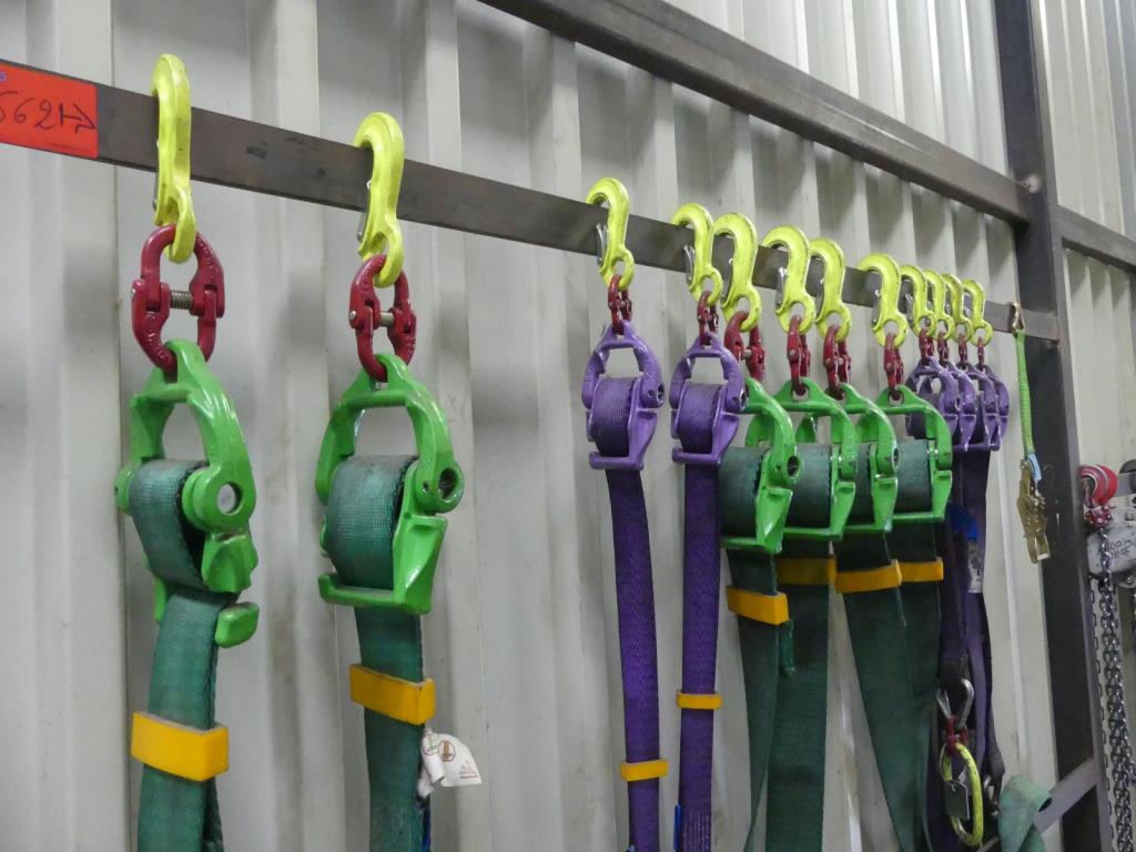 Máquinas e acessórios de uma antiga fábrica de impressão de gravuras-1