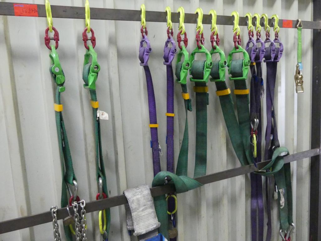 Máquinas e acessórios de uma antiga fábrica de impressão de gravuras-2