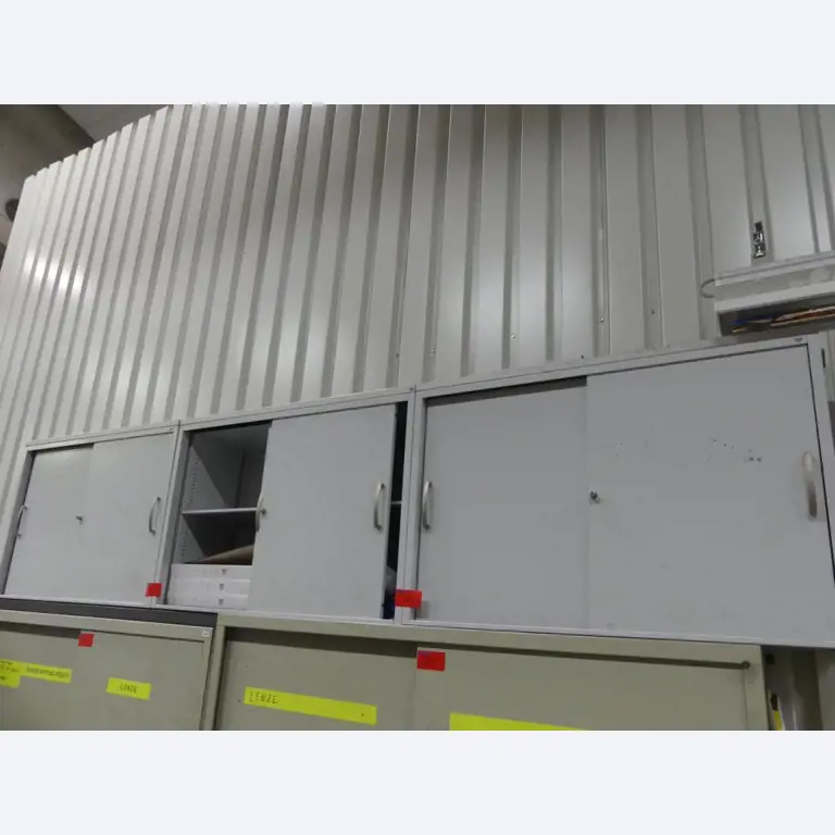 Maschinelle Einrichtung sowie Zubehör einer ehemaligen Tiefdruckerei-1