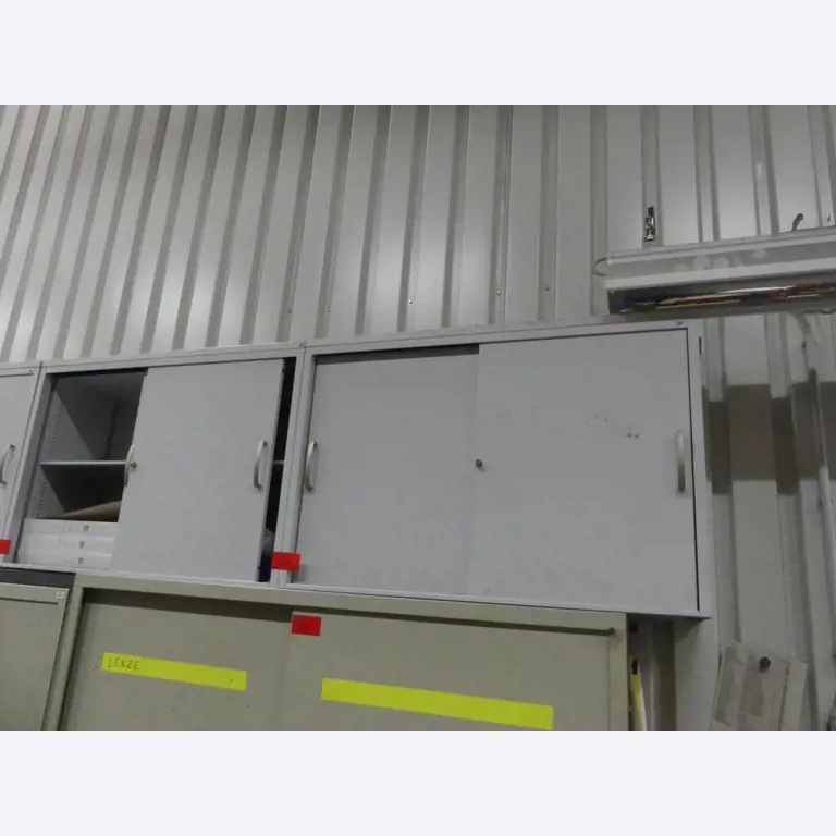 Maschinelle Einrichtung sowie Zubehör einer ehemaligen Tiefdruckerei-2