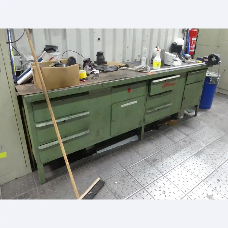 Stroje a příslušenství z bývalé hlubotiskové tiskárny-1