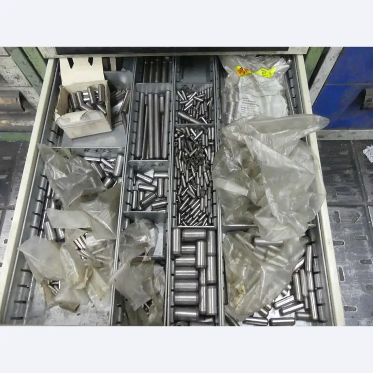 Machines en toebehoren van een voormalige diepdrukkerij-11