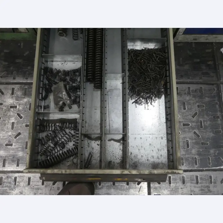 Machines en toebehoren van een voormalige diepdrukkerij-13