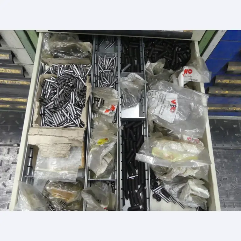 Machines en toebehoren van een voormalige diepdrukkerij-7