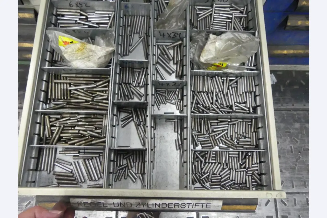 Machines en toebehoren van een voormalige diepdrukkerij-8