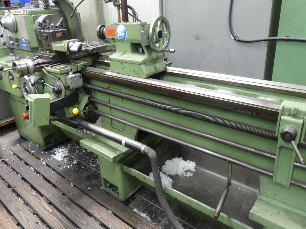 Máquinas e acessórios de uma antiga fábrica de impressão de gravuras-3