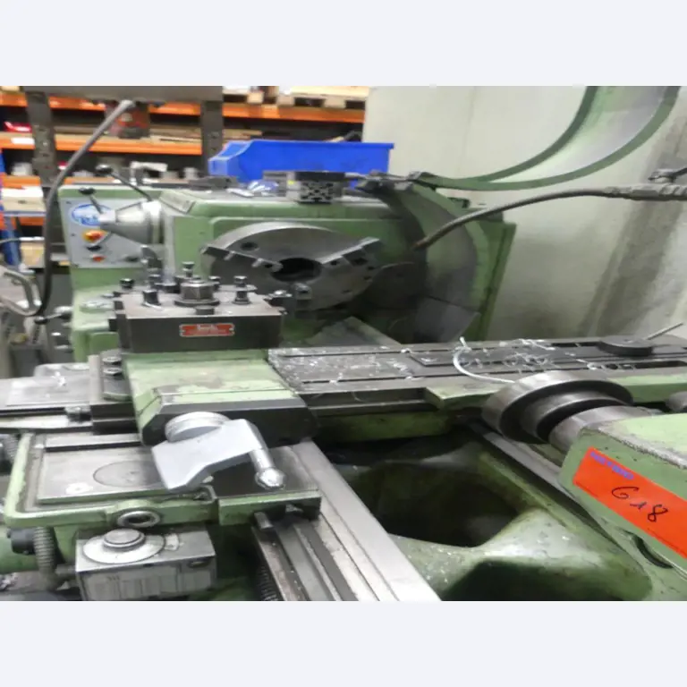 Equipement mécanique et accessoires d'une ancienne imprimerie en héliogravure-4