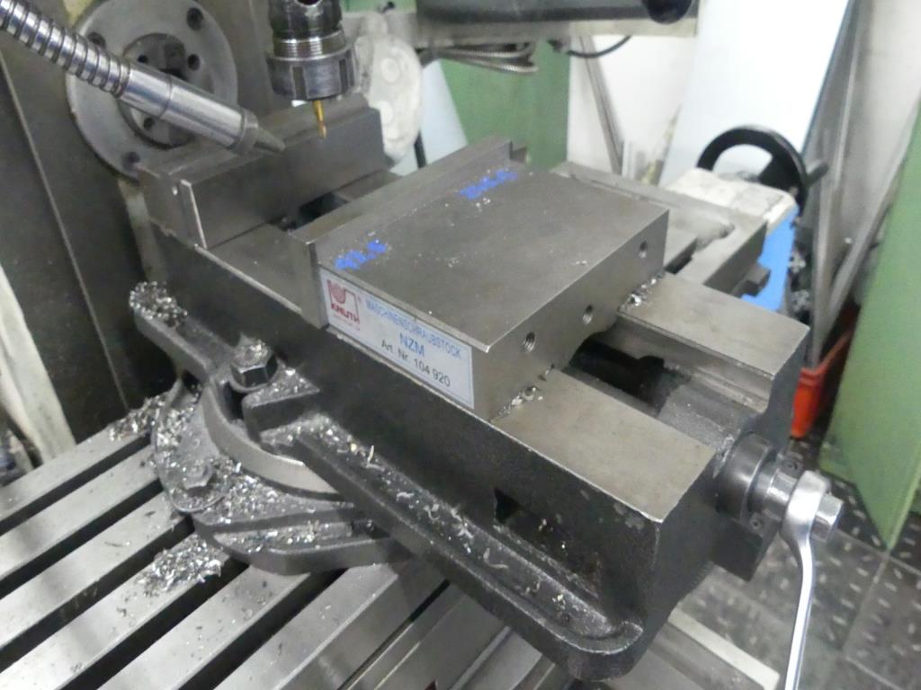 Máquinas e acessórios de uma antiga fábrica de impressão de gravuras-3